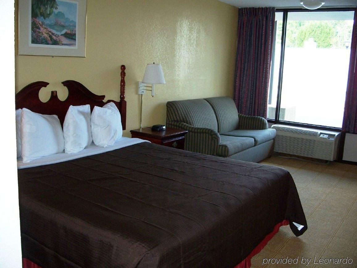 Americas Best Value Inn Douglasville Exterior photo