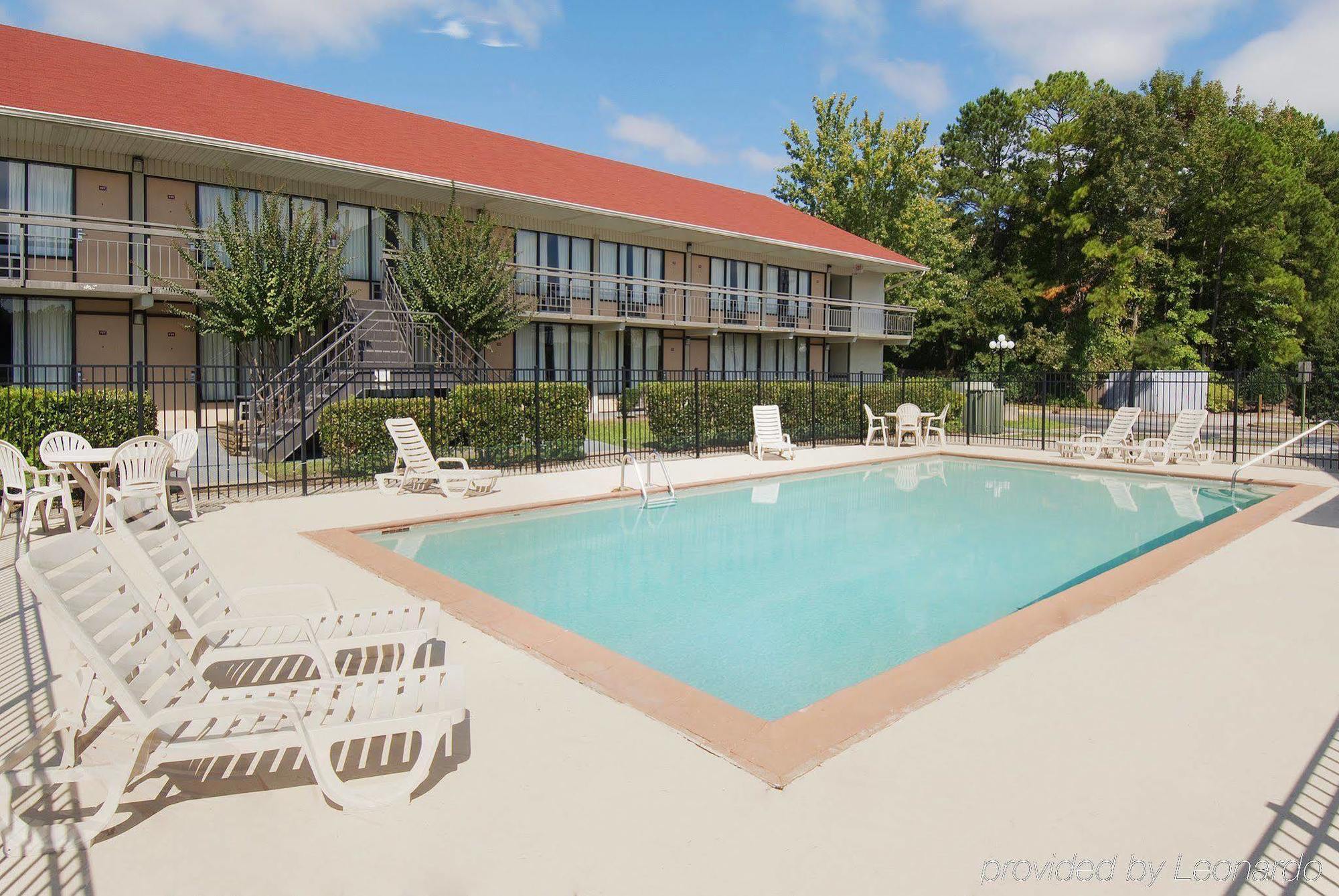 Americas Best Value Inn Douglasville Exterior photo